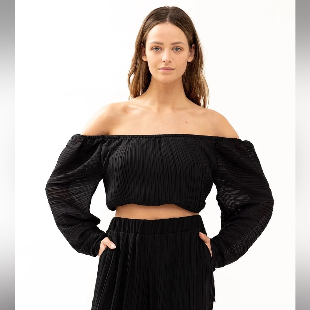 NWT Ronny Kobo $148 Chiara Black Off-Shoulder Top Size Small